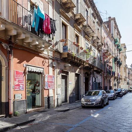 Centre Apartment Grotte Bianche Aeroporto di Catania Fontana Rossa Esterno foto
